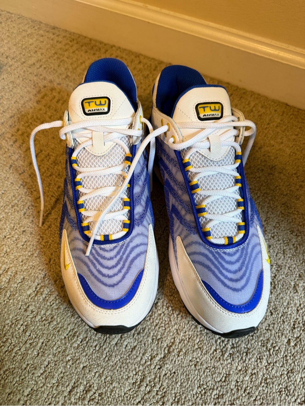 Nike White and Blue Men's Sneakers with Yellow Accents